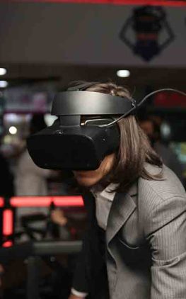 VRHERE arcade islamabad room scale virtual reality
