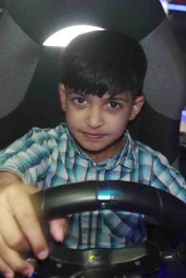 vrhere peshawar arcade 3 screen car simulation kid